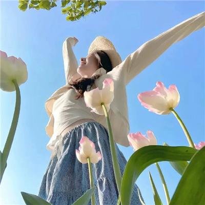 致敬白衣天使公益云演唱会